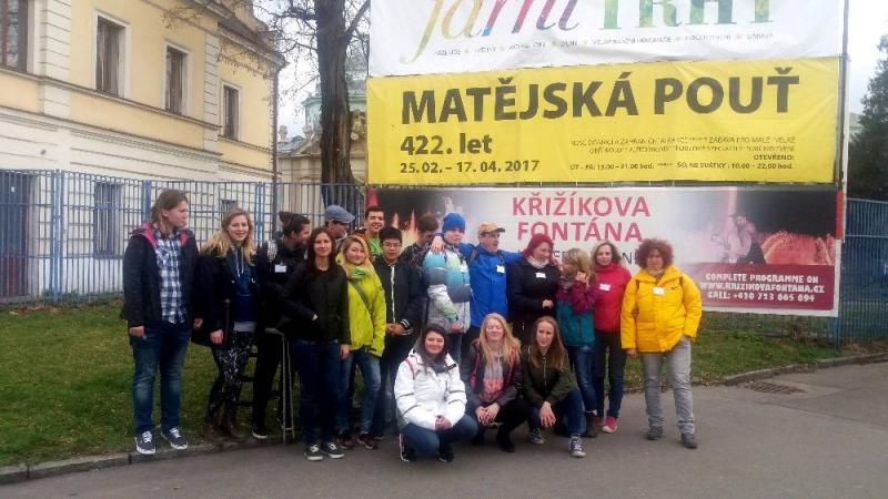 okno uzav�ete kliknut�m !