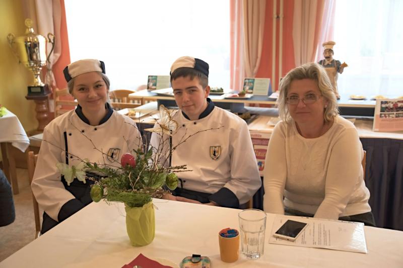 okno uzav�ete kliknut�m !