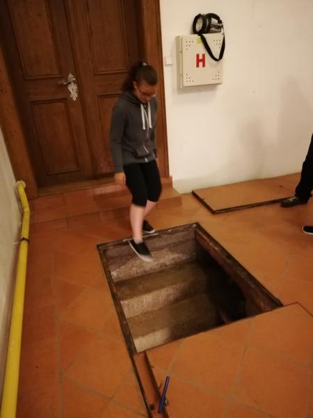 okno uzav�ete kliknut�m !