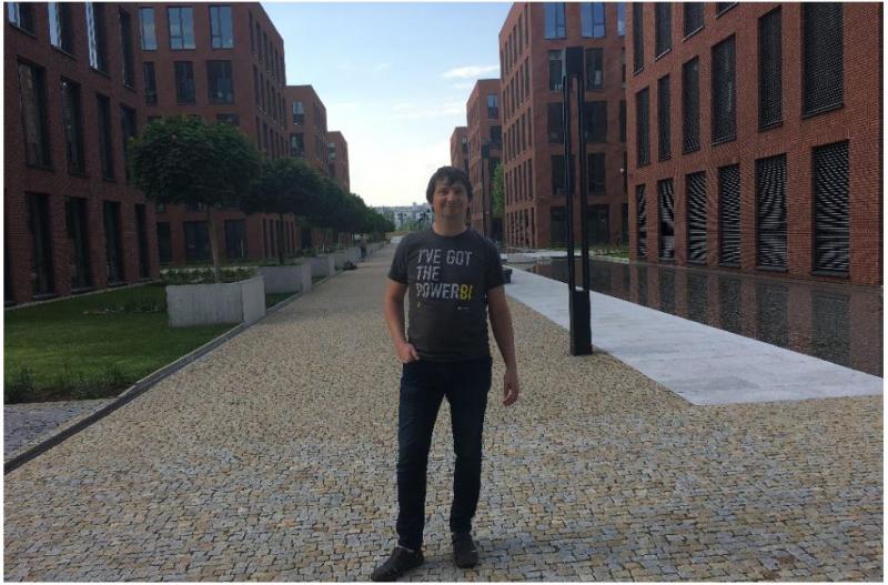 okno uzav�ete kliknut�m !